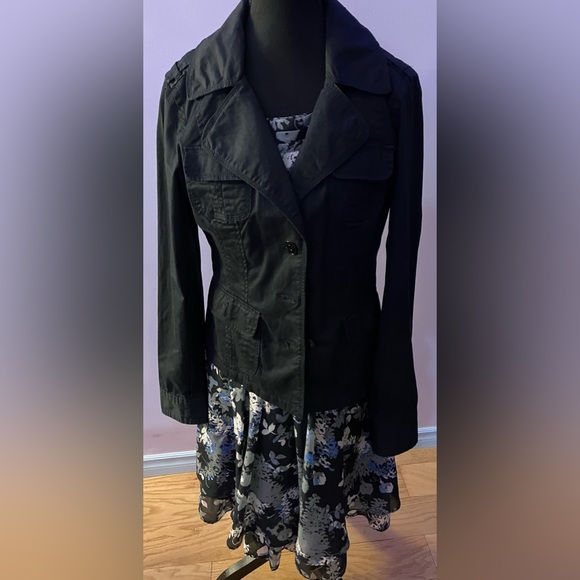 Black fitted button up blazer size L - Picture 9 of 14